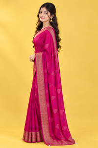 Sari en coton et soie rose avec bordure dorée, tenue traditionnelle indienne pour mariage, longueur ras du sol, coupe classique, sans plis, style Bollywood - Product Image 3
