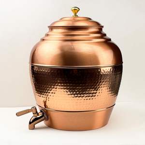 Fontaine à eau en cuivre martelé au design classique avec support en verre intégré – Nouveauté tendance et élégante - Product Image 3