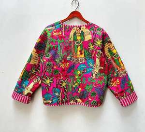 เสื้อแจ็คเก็ตบอมเบอร์ผ้าฝ้ายพิมพ์ลายบล็อก ทำมือ สไตล์โบโฮ สำหรับผู้หญิง แบบสั้น ใส่ได้สองด้าน เป็นมิตรกับสิ่งแวดล้อม ระบายอากาศได้ดี เหมาะสำหรับงานปาร์ตี้ในฤดูหนาว - Product Image 6