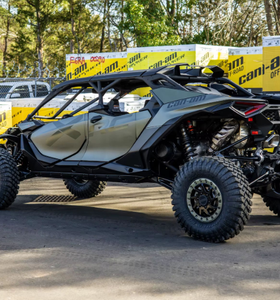 ลดราคาขายรถ Can-Am Maverick R MAX X RC ปี 2026 พร้อมระบบ Smart-Shox รถอเนกประสงค์แบบ Side by Side มีประกัน - Product Image 1