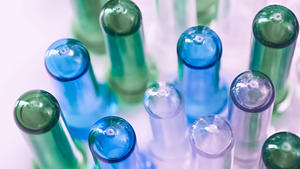 Preforma de PET de Grado Alimenticio para Envases de Bebidas - Product Image 2