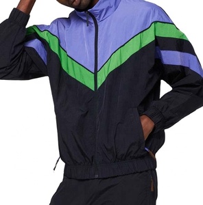 Veste coupe-vent de sport pour homme de haute qualité à capuche Veste d'extérieur à fermeture éclair Respirante Imperméable Coupe-vent Tissu tricoté Service OEM - Product Image 3