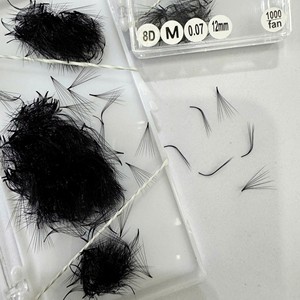 Extensiones de Pestañas de Volumen Preformadas Premium 8D 0.07 C/CC/DD/M/L Curl, Longitud de 7mm-25mm, Pelo Sintético Negro Mate, Logotipo Personalizado - Product Image 2