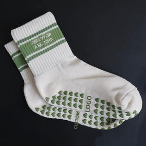 Chaussettes de yoga et de pilates pour femmes personnalisées, antidérapantes, respirantes, écologiques, en coton, élasthanne et polyester, brodées - Product Image 6