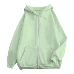 ชุดเดรสฮู้ดดี้ผ้าฟลีซสำหรับผู้หญิงแบบกำหนดเองสำหรับฤดูหนาว ผ้าฝ้าย 100% ระบายอากาศได้ดี กันลม เป็นมิตรกับสิ่งแวดล้อม น้ำหนัก 360 กรัม  ปักลายนูนด้านหน้า - Product Image 1