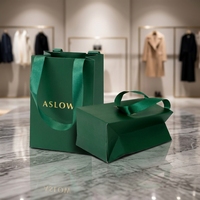Sac en papier cartonné enduit, personnalisé, fait main, de luxe, avec poignées torsadées, pour l'emballage de parfums, de montres et de lunettes