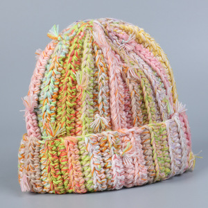 Gorros de Invierno de Punto Grueso con Diseño de Calavera Desgastada para Mujer, Gorros de Hip Hop Personalizados al por Mayor - Product Image 3