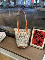 Nouveau Sac Fourre-tout Grande Capacité à Bandoulière Motif Floral 2026 – Design Rétro Polyvalent, Léger et Tendance pour le Quotidien