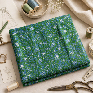 Tissu en coton imprimé à la main Jaal floral vert et bleu pour robes, kurtis, hauts, chemises et vêtements de boutique pour femmes - Product Image 1