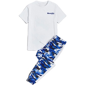 Conjunto deportivo de dos piezas para hombre, camiseta de manga corta y pantalones jogger, ropa deportiva para gimnasio, entrenamiento, fitness, correr - Product Image 1