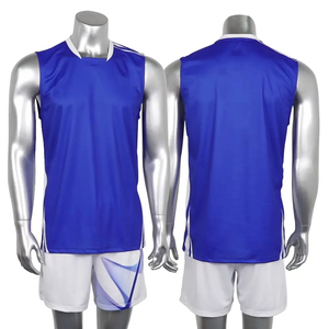 Ensemble d'uniformes de volley-ball pour hommes de haute qualité en gros, avec logo frontal par sublimation, 100 % polyester respirant et à séchage rapide - Product Image 2