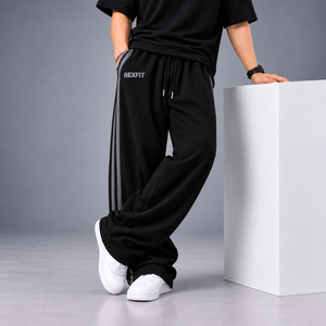 Pantalon de survêtement ample à jambes larges pour homme, avec bande latérale personnalisée, coupe décontractée, style streetwear, taille à cordon de serrage, fabricant de vêtements sur mesure - Product Image 3