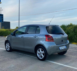 TOYOTA YARIS D'OCCASION Essence, conduite à gauche et à droite, SUV disponible - Product Image 4