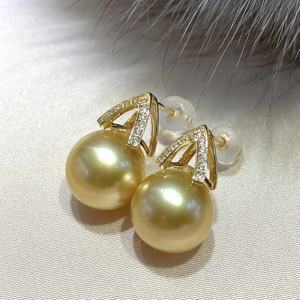 Boucles d'oreilles à clous en perles naturelles de 9-10 mm, design rond presque parfait, polyvalentes et élégantes pour les trajets quotidiens, coffret cadeau parfait - Product Image 3