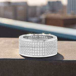 Anillo de Boda Clásico de Plata de Ley 925 con Cinco Hileras de Moissanita Engastada, Chapado en Rodio, Joyas Vana H054, Aniversario - Product Image 1