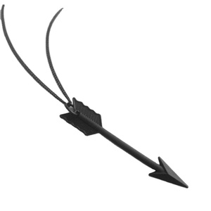 Vente en Gros de Bijoux Hiphop Colliers avec Pendentif Punk Flèche Noire pour Hommes Collier avec Pendentif pour Femmes - Product Image 1