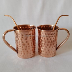 Tasses en cuivre durables offrant des avantages pour la santé et une forme élégante pour un service de boissons classique. - Product Image 3