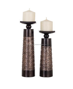 Bougeoir en bois moderne et élégant fabriqué à la main pour la décoration de la maison ou du bureau avec lanternes et bocaux à bougies en bois uniques - Product Image 1