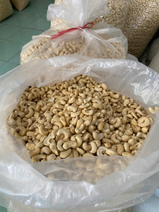 Vietnam Organic Roasted Cashew <b>Nuts</b> & <b>Kernels</b> ISO Certified Vacuum Packed Good Quality Wholesale for Export Phalco Brand Grade a - Product Image 1