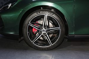 En Stock SAIC MG7 Auto Gasolina, Autos Nuevos 1.5T MG7, Vehículo Sedán Deportivo de Lujo - Product Image 5