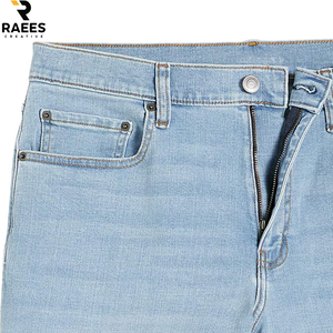 Shorts en jean vintage délavés pour hommes avec strass en forme de croix, coupe ample, style gothique streetwear, vente en gros - Product Image 5