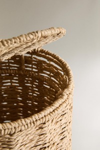 Round seagrass <b>basket</b> <b>with</b> flip-top <b>lid</b> Handmade Storage <b>Basket</b> Wholesale eco-friendly Made Viet Nam - Product Image 5