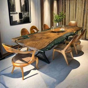 Mesa de Resina Epoxi Hecha a Mano de Lujo, Mesa de Madera con Borde Natural, Mesa de Comedor de Resina en Tonos Cálidos, Mesa de Resina Epoxi para Sala de Estar, Moderna - Product Image 1