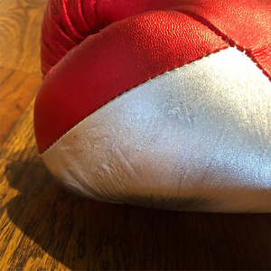 Vibe Sewn Custom <b>16oz</b> Leather <b>Boxing</b> Training <b>Gloves</b> Adjustable Hook-and-Loop Wrist Closure Adult Unisex Red White Custom Logo - Product Image 5