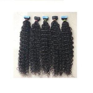 Extensions de cheveux humains indiens 100 % naturels, bruts, non traités, bouclés et crépus, pour femmes, provenant d'un vendeur indien de premier plan. - Product Image 1
