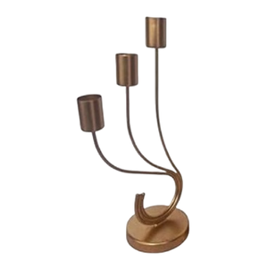 Candelabro árabe vintage de latón de alta calidad con tres brazos y acabado pulido para decoración de mesa en el hogar. - Product Image 2