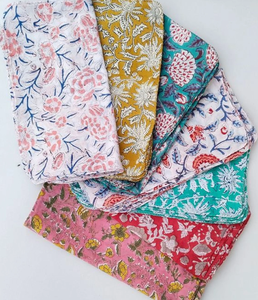 Serviettes imprimées au bloc, motif floral rouge et blanc, en tissu de luxe, pour décoration de table de mariage, cadeau de pendaison de crémaillère, réutilisables - Product Image 3