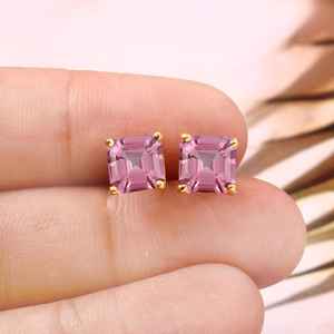 ต่างหูมอร์แกไนต์สีชมพูจากมาดากัสการ์ ทรงคุชชั่น ตัวเรือนเงินสเตอร์ลิง ประดับขอบแบบ Bezel-ของขวัญสำหรับวันครบรอบและงานปาร์ตี้ - Product Image 3