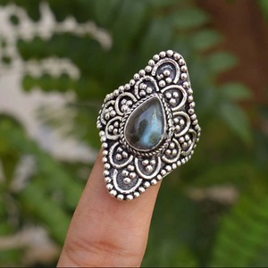 Bague en labradorite naturelle, argent sterling 925, pierre précieuse labradorite bleue feu, bijoux en pierre bleue flash, cadeau unique pour elle - Product Image 2