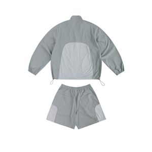 Conjunto Deportivo Personalizado de Nylon con Logotipo, Chaqueta Cortavientos y Pantalones Cortos de Dos Piezas para Hombre - Product Image 6