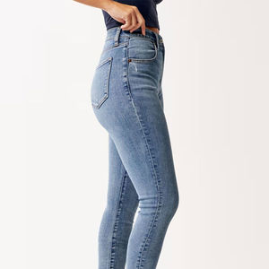 ELIVEERA ENTERPRISES Pantalon cargo en jean pour femme, taille haute, respirant, 100 % polyester, avec design personnalisé et impression en relief de haute qualité - Product Image 3