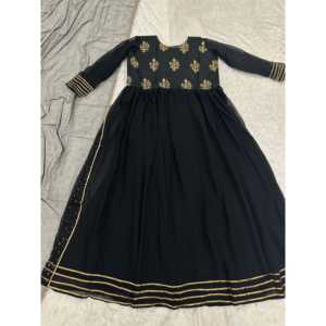 Vestido Anarkali bordado para fiestas Vestidos profesionales elegantes con trabajo deslumbrante - Product Image 2