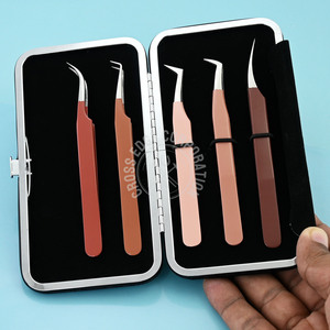 High Quality Curved Fiber Tip Tweezers Eyelash Tech Supplies Eyelashes Glue Lash Tech Tweezers Volume for Ingrown Eyelashes - Product Image 1