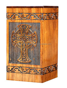 Urnes en bois Urne funéraire pour adultes Urne en bois polie fabriquée à la main Urnes funéraires Urne funéraire à bas prix - Product Image 1