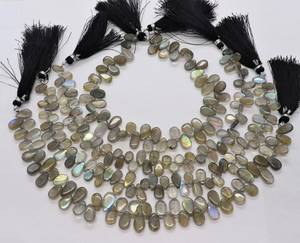 ลูกปัดลาบราดอไรต์สีน้ำเงินธรรมชาติทรงลูกแพร์เรียบเนียน ขนาด 9 นิ้ว ขนาดเม็ด 6x9 ถึง 7x11 มม. ลาบราดอไรต์คุณภาพสูง - Product Image 1