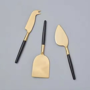 Juego de cuchillos para queso dorados con tenedor, cuchara y espátula, herramientas de queso de metal duradero, solo lavar a mano. - Product Image 2