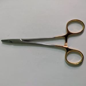 Instrumentos quirúrgicos Portaagujas Mayo hegar TC 18 cm con insertos de carburo de tungsteno - Product Image 6