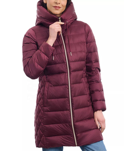 Manteau d'hiver long matelassé de qualité supérieure Solid Trader Deluxe, texture lisse, parka longue pour femme - Product Image 1