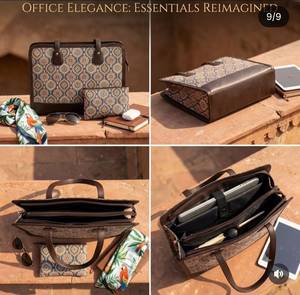 Bolso de Mano Ejecutivo de Lujo Personalizado para Portátil, con Estampado Jacquard de Jaipur, con Bolsillo y Detalles en Cuero, Set de Maletín para Mujer - Product Image 2