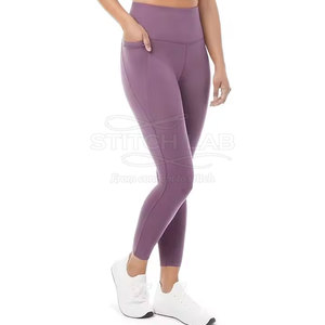 Leggings de Yoga Transpirables de Cintura Media, Estilo Nuevo, Hechos a Medida, Color Personalizado, Hechos en Pakistán - Product Image 3