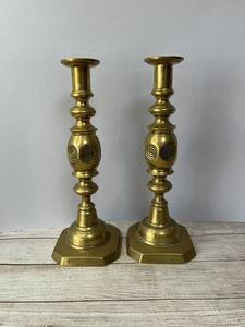 Ensemble de 3 bougeoirs en aluminium plaqué or pour la décoration de la maison et des mariages, taille personnalisable, écologique et durable. - Product Image 3