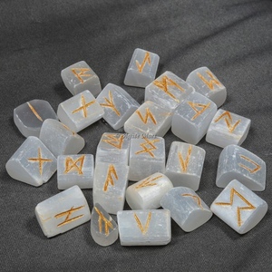 Inde Moonstone Rune Set Agate en cristal naturel sculpté avec gravure pour Feng Shui Chakra Love & Home Decor Prix d'usine - Product Image 2