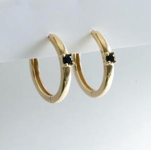 Pendientes de Aro Pequeños Minimalistas de Oro Amarillo Sólido de 14K con Diamantes Cultivados en Laboratorio Negros, Joyería Elegante para Fiestas - Product Image 3
