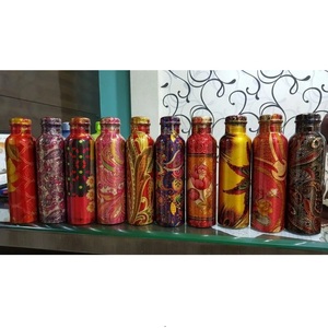 Bouteille d'eau en cuivre indienne 100% pure, avec des bienfaits ayurvédiques pour la santé, idéale pour offrir en cadeau à prix de gros - Product Image 6