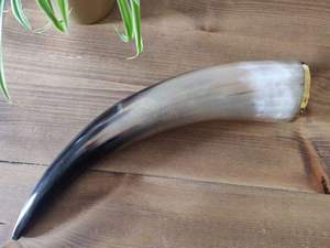 High Quality Durable Viking Drinking Horn Stand Polished Natural Craft American Style Portable Reusable Business Gift Home - Product Image 3