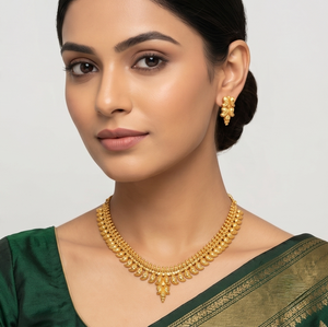 Divyoro - Juego de Collar y Pendientes Cortos de Aleación de Cobre Chapado en Oro para Mujer, Diseño Clásico de Flor, Longitud Ajustable, para Boda - Product Image 3